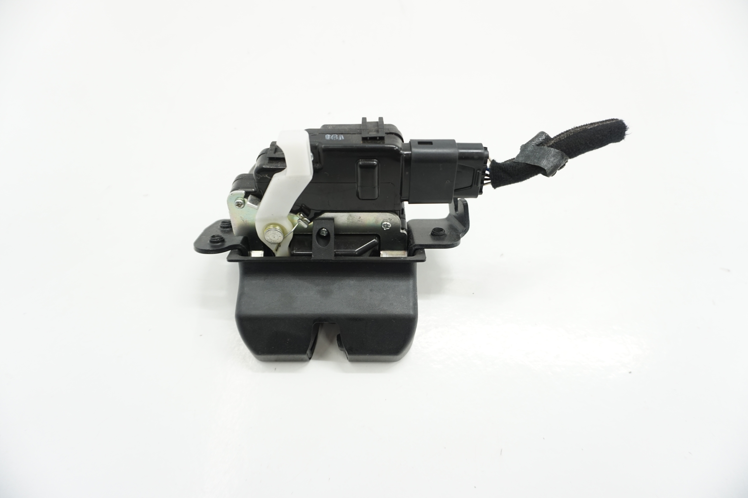 KIA OPTIMA IV УНИВЕРСАЛ ЗАМОК КРЫШКИ БАГАЖНИКА