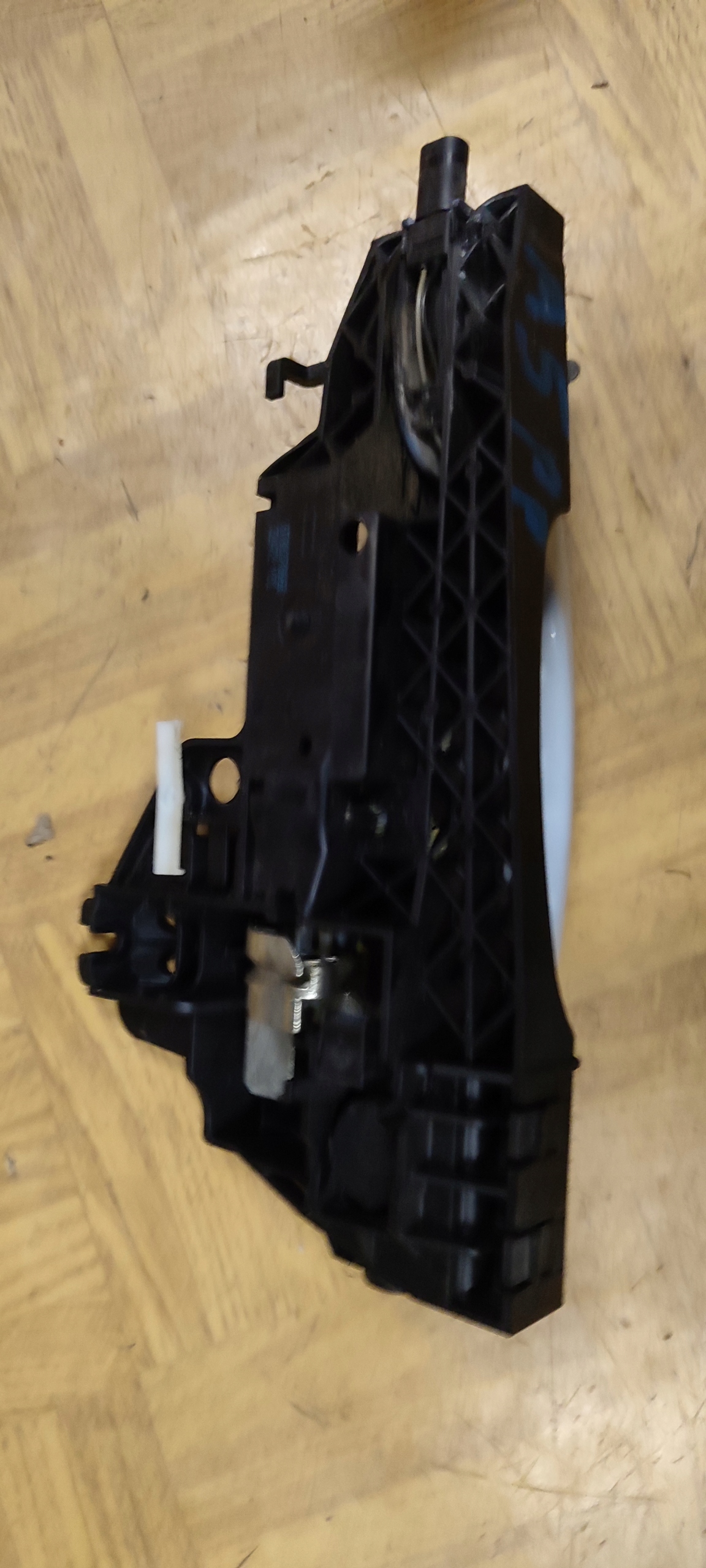 handle right AUDI A4 B8 A5 8T Q5 biala 8T0837886B