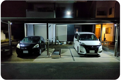 OŚWIETLENIE ZEWNĘTRZNE OGRODOWE MOCNA LAMPA SOLARNA LED ULICZNA COB PILOT Kolor szary