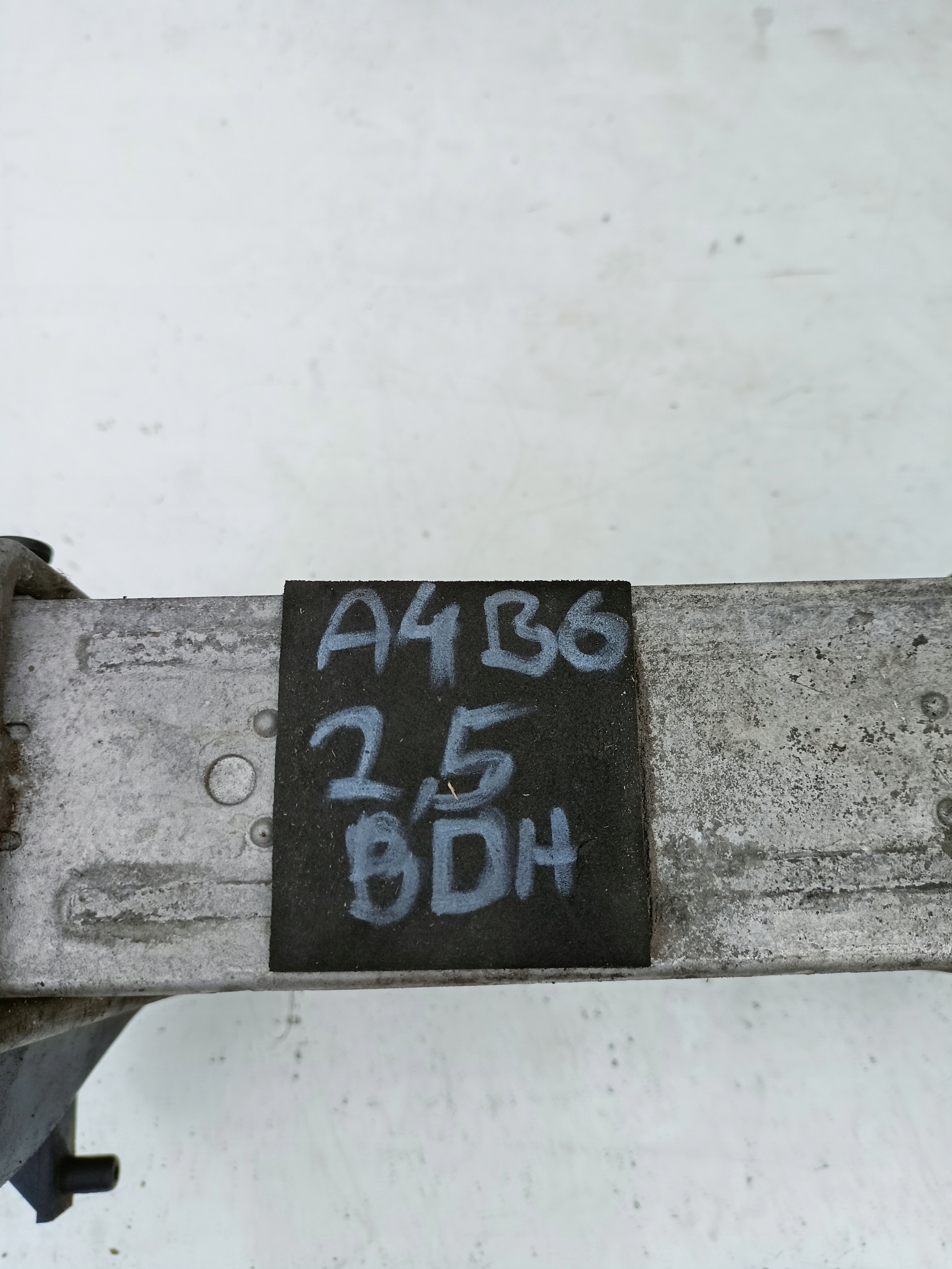 INTERCOOLER links AUDI A4 B6 2.5 TDI 8E0145805P