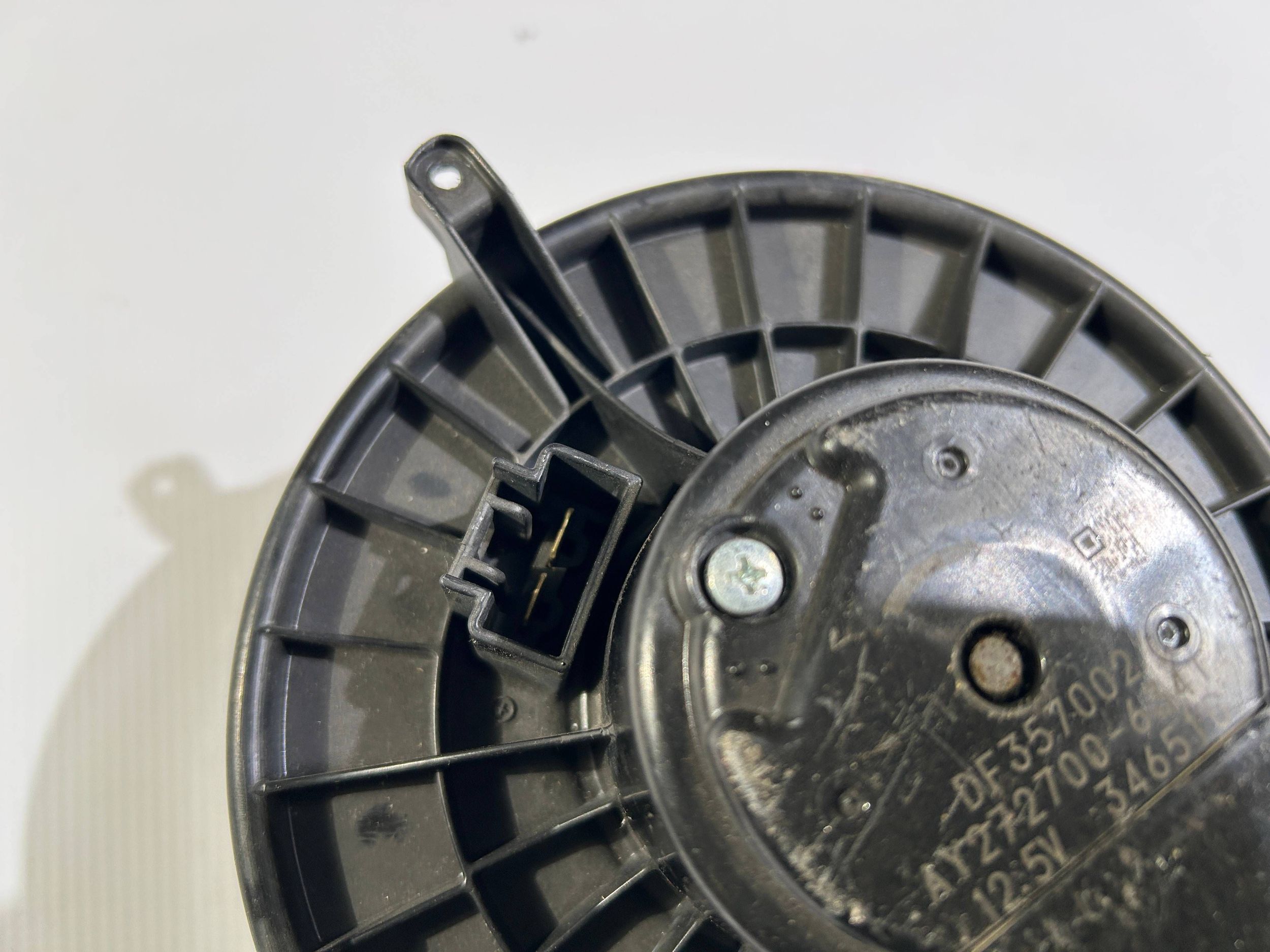 ventilátor klími tOPENÍ topení Dodge Durango 2014