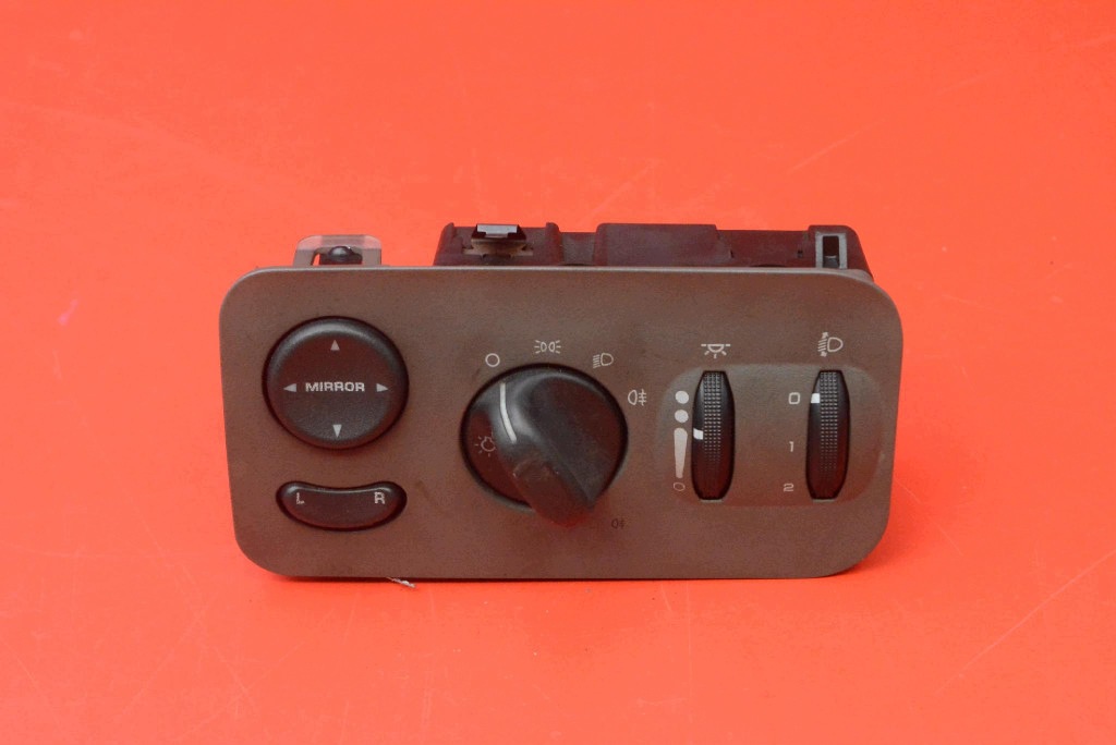 switch light switch P0TH131L5AD CHRYSLER GRAND VOYAGER 4 IV 01-04