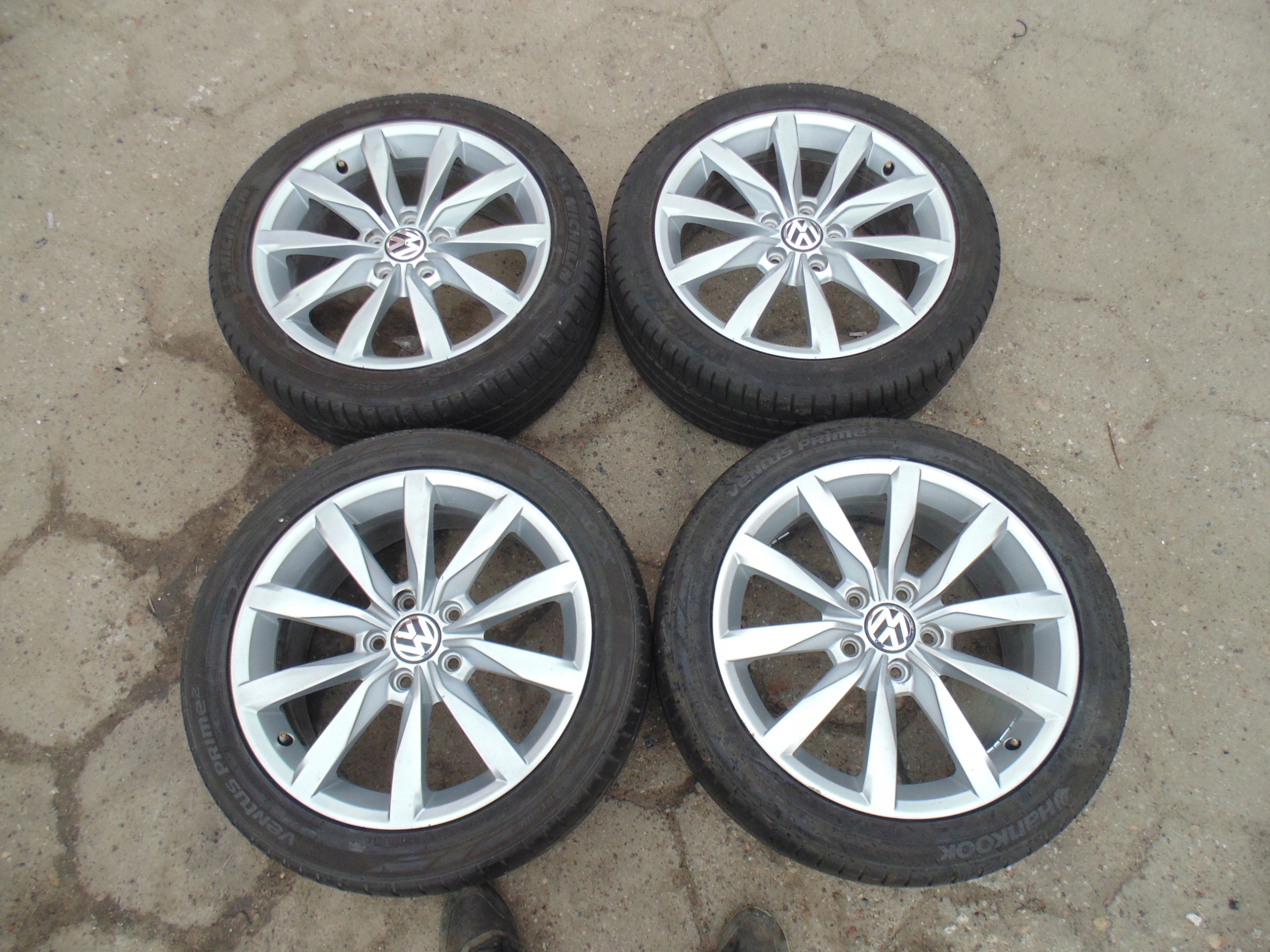 Диски 17 VW Golf VII Touran Caddy 5G0601025CH