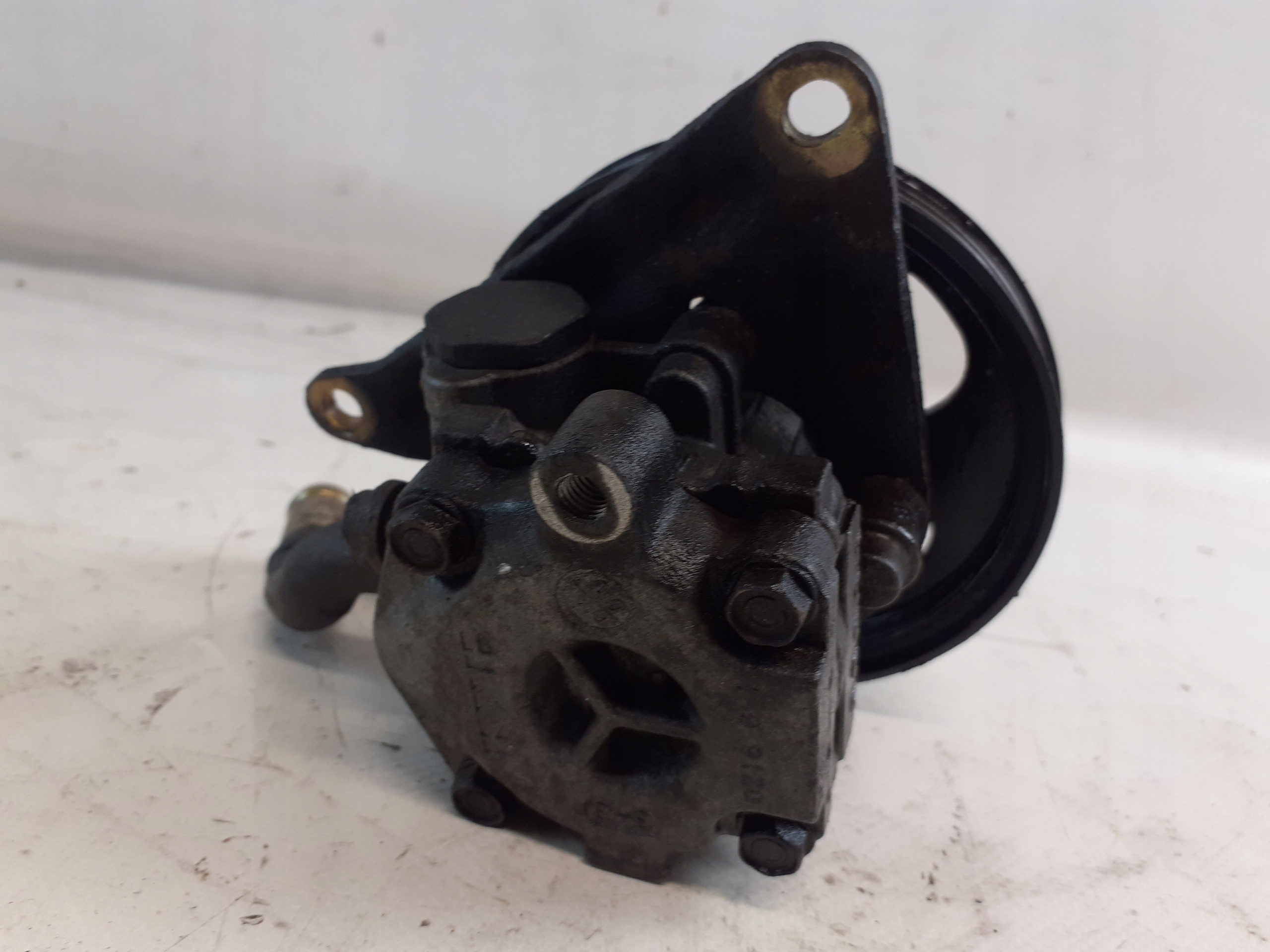 servo pump DAIHATSU YRV 1.3B