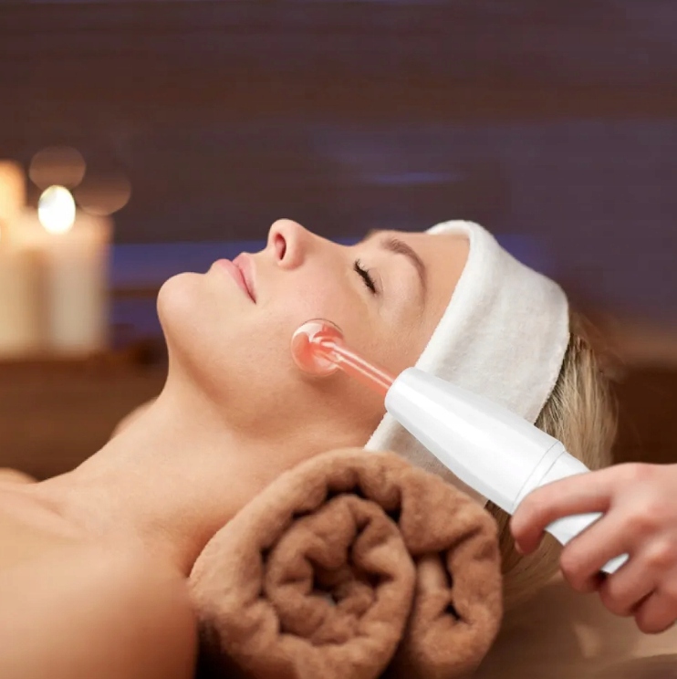 DARSONVAL DERMA WAND DARSONWAL MOCNY 4 PELOTY DO TWARZY WŁOSÓW INSTRUKCJA Napięcie 230 V