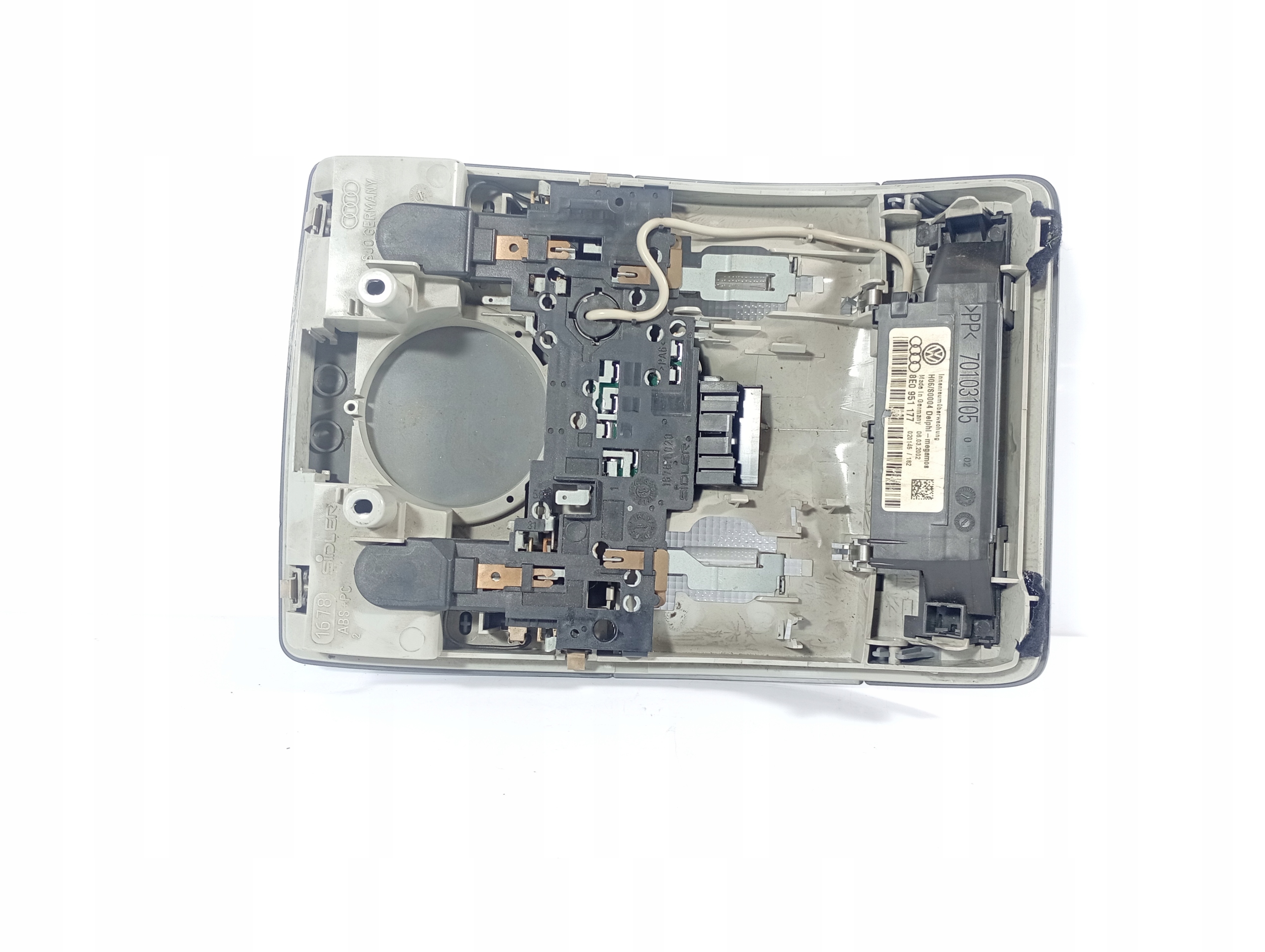 Audi A4 B6 00-06 OSWIETLENIE cabs light inner OE 8E0947135A