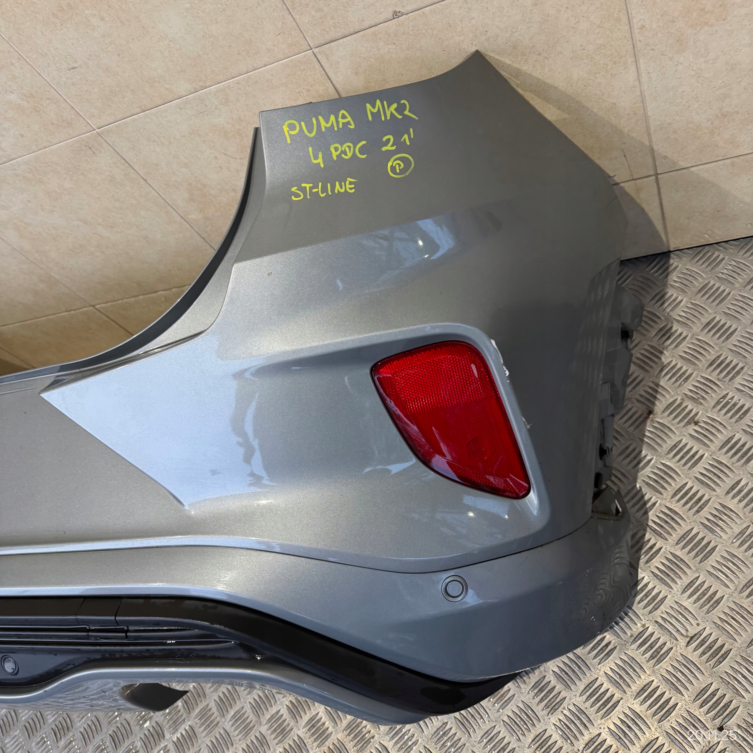 bumper rear complete FORD PUMA II MK2 ST-LINE 2021 ROK 4 PDC