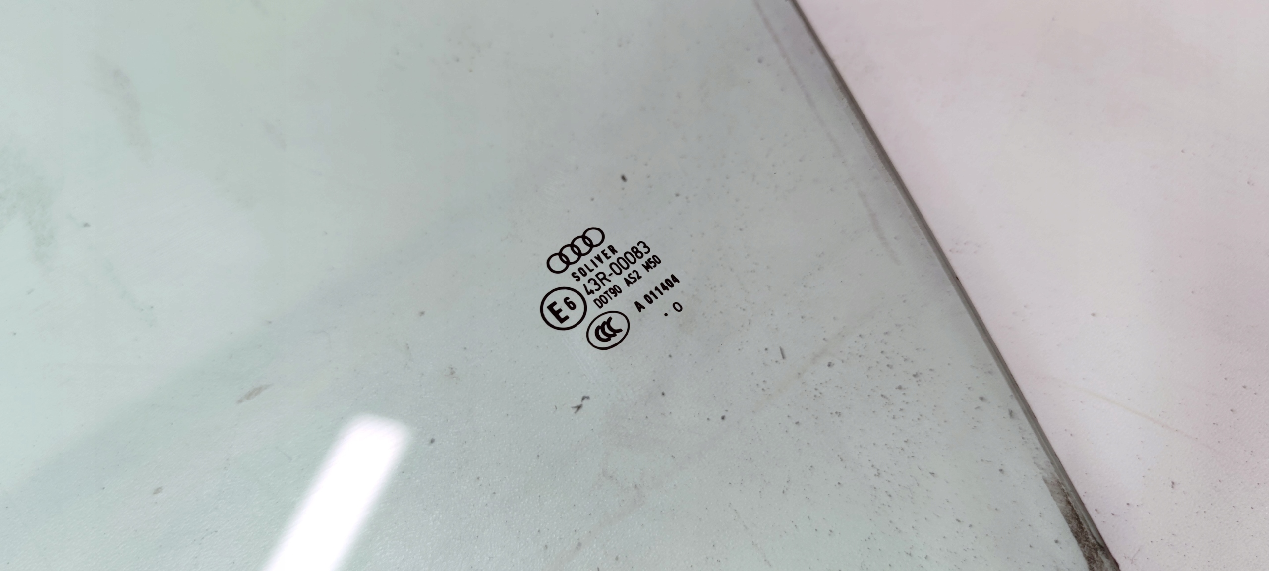 window door left front AUDI A6 C6 LIFT 2010R