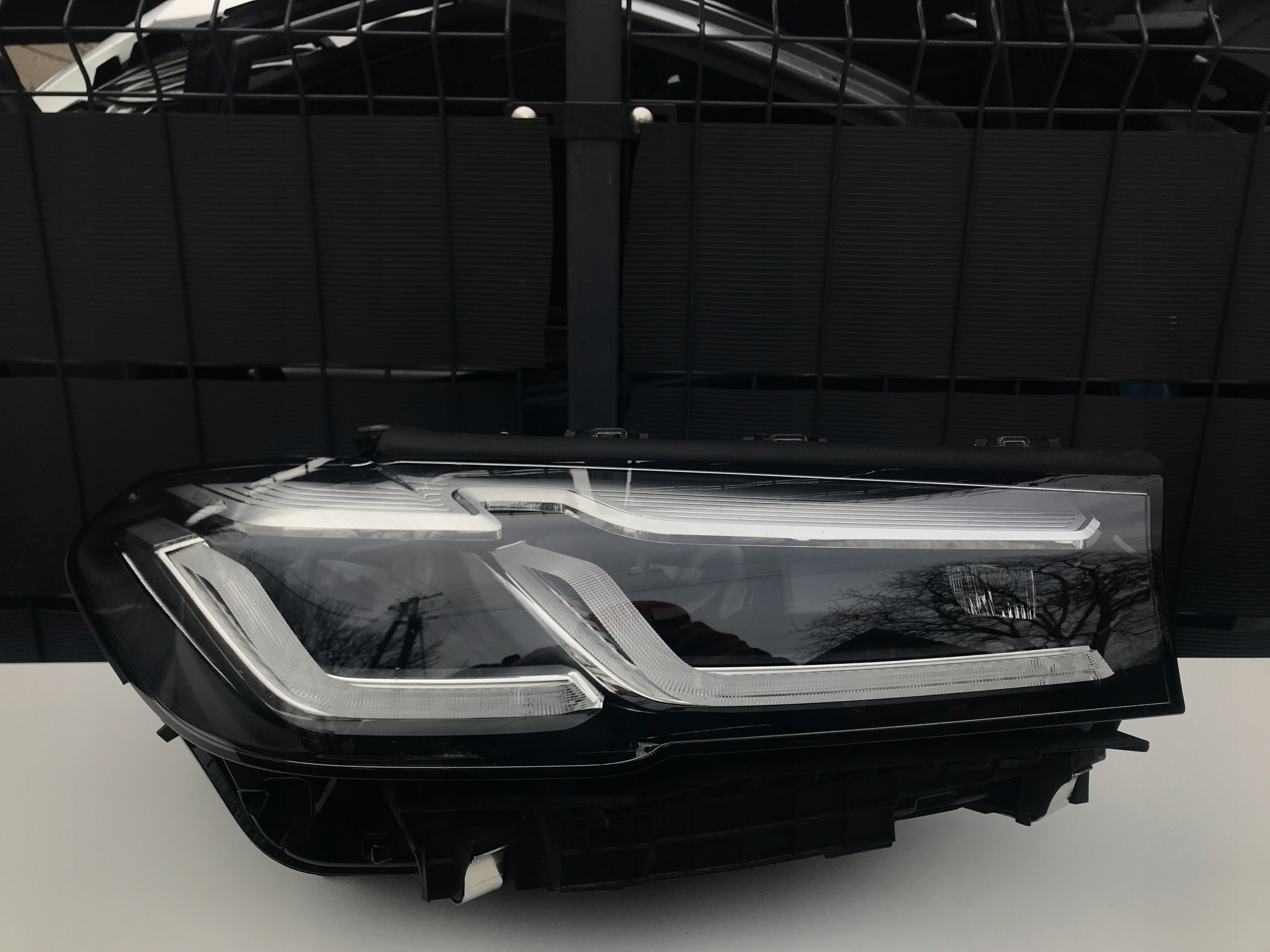 BMW 5 G30 G31 PRAWA LAMPA PRZÓD ADAPTIVE LIFT 21-