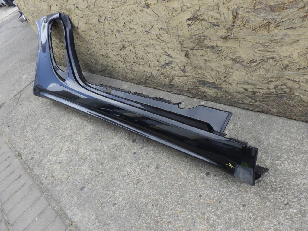 PORSCHE BOXSTER 718 CAYMAN 982 moulding threshold right
