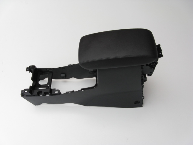 armrest SUZUKI SX4 S-CROSS leather