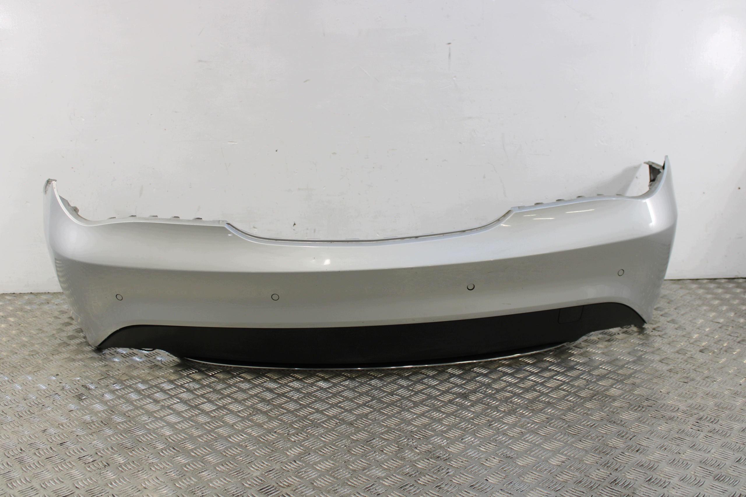 bumper rear part rear complete 6 X PDC MERCEDES CLA W117
