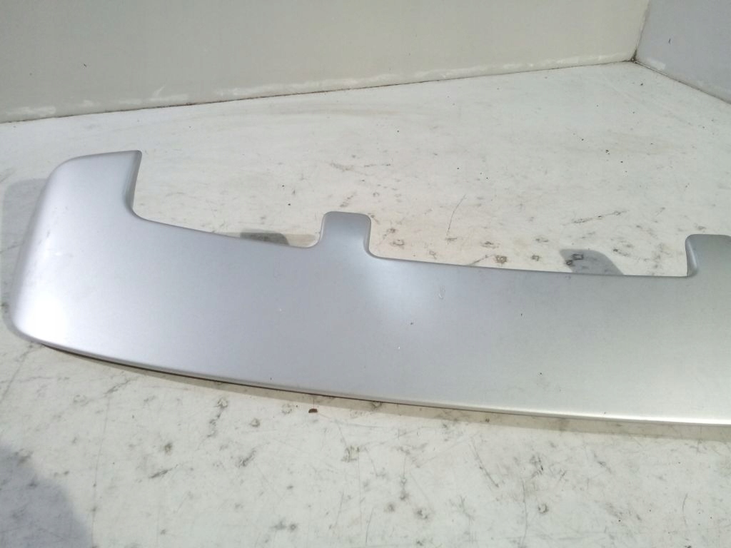 Mitsubishi Space Wagon spoiler lotka heckklappe
