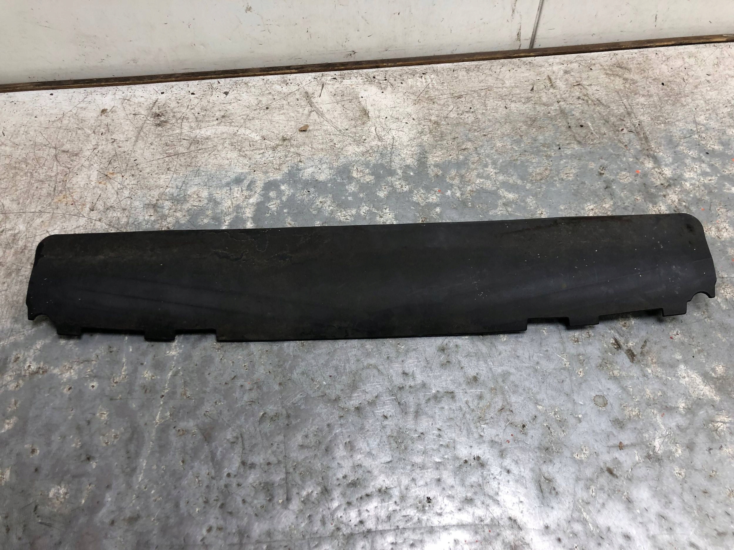 Blende Abdeckung unter Stoßstange AUDI Q5 8R0807217