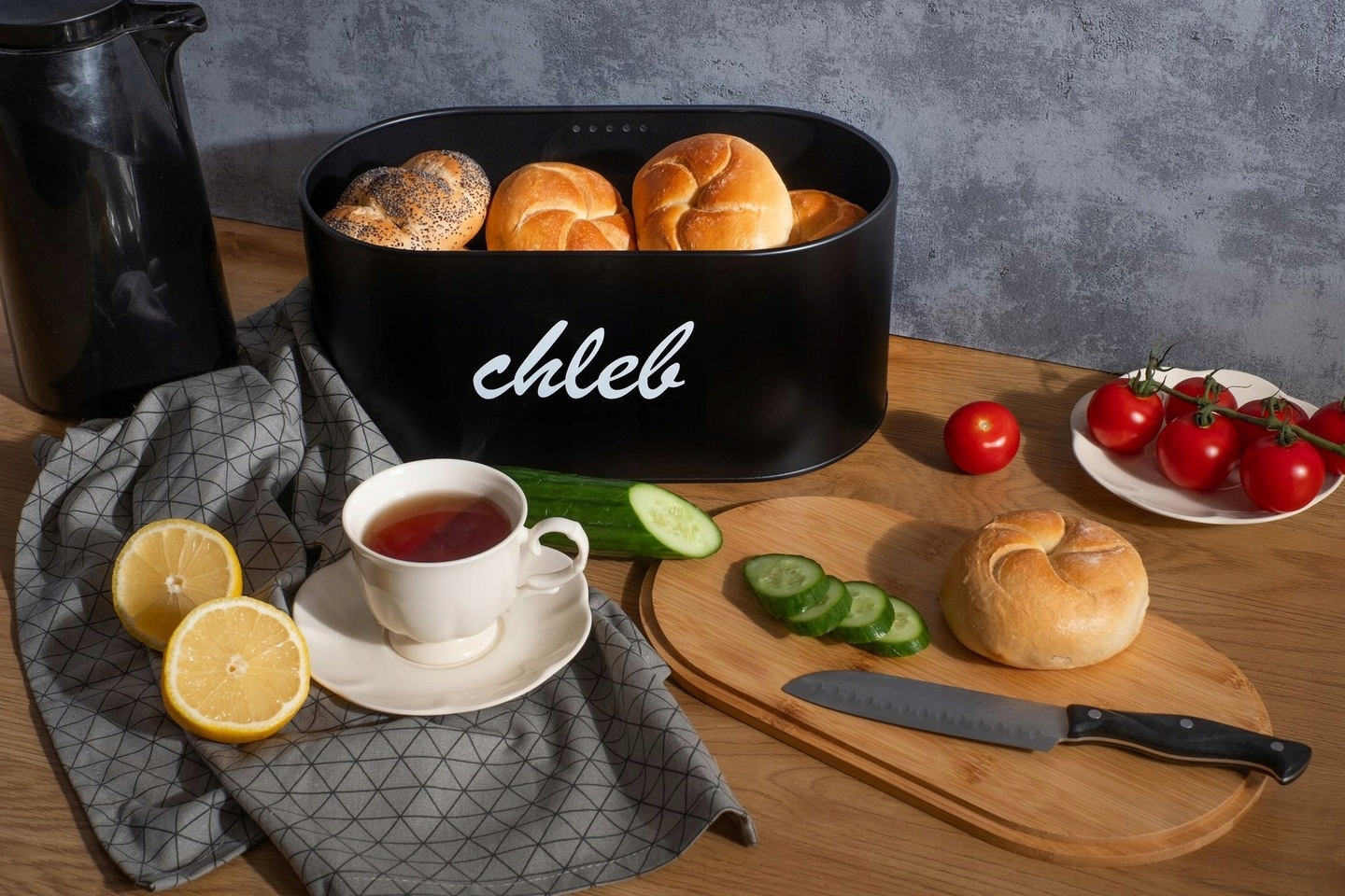 CHLEBAK CZARNY POJEMNIK NA PIECZYWO METALOWY DUŻY W ZESTAWIE SZPATUŁKA Kod producenta 2744