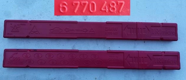 TRÓJKĄT OSTRZEGAWCZY BMW 6770487