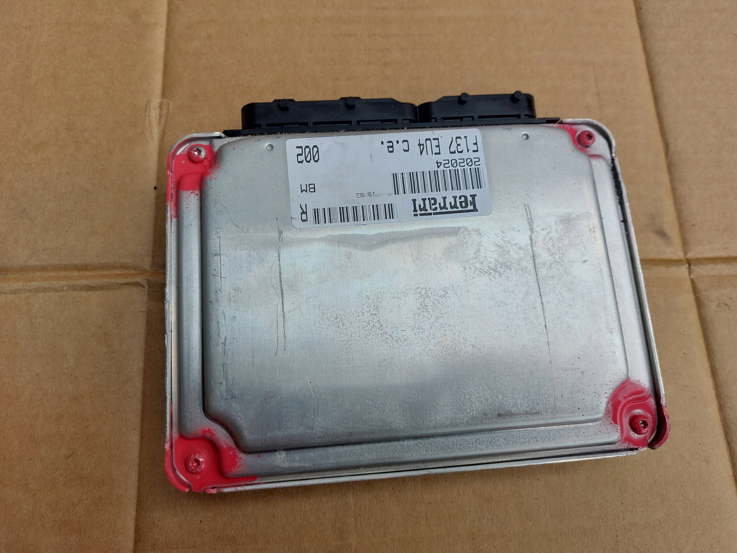 control unit computer of the engine FERRARI 612 SCAGLIETTI F137