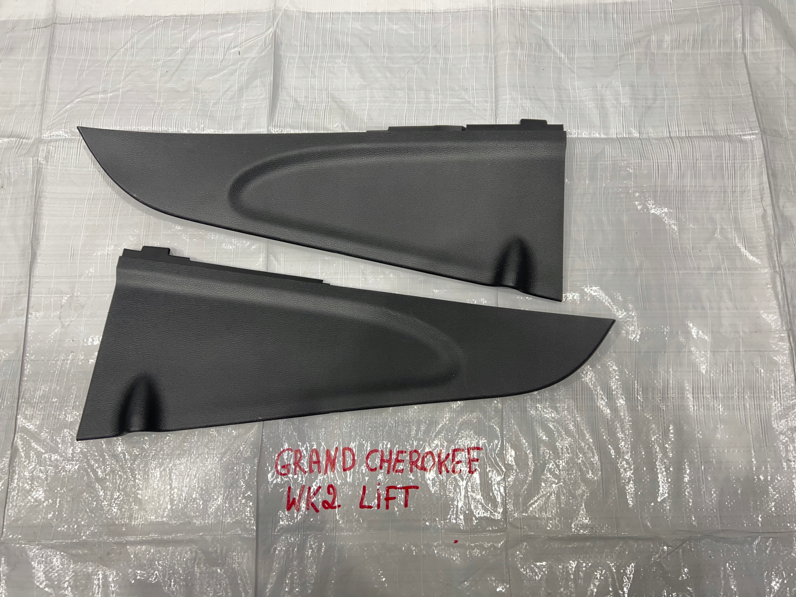 JEEP GRAND CHEROKEE WK2 OSŁONA TUNELU