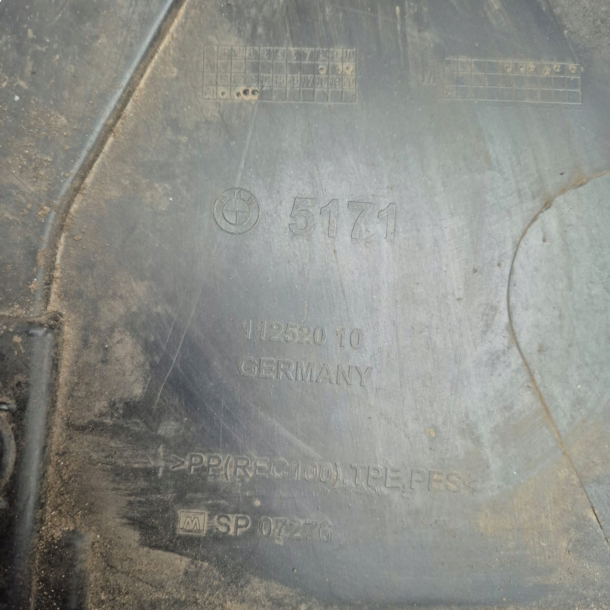MINI CLUBMAN II 2 F54 15-24 mudguard front front left