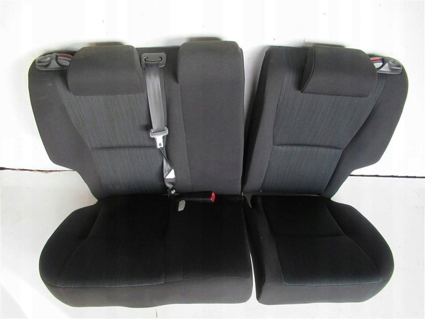 СИДЕНИЕ ЗАДНЯЯ TOYOTA AURIS И 2006-2012 ГОД