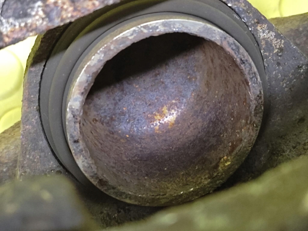 KIA CEED and 1.6 16V caliper brake left front