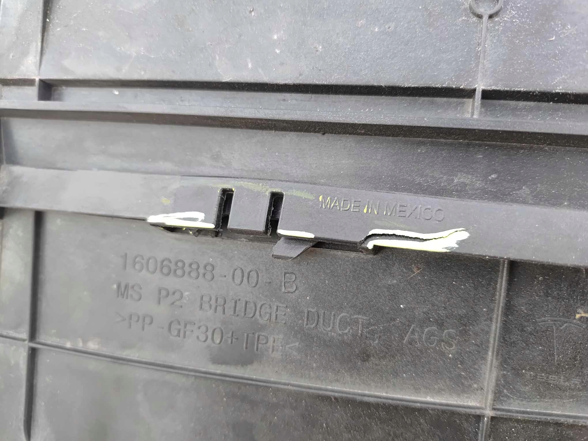 tesla MODEL S впуск воздушный жалюзь 3520