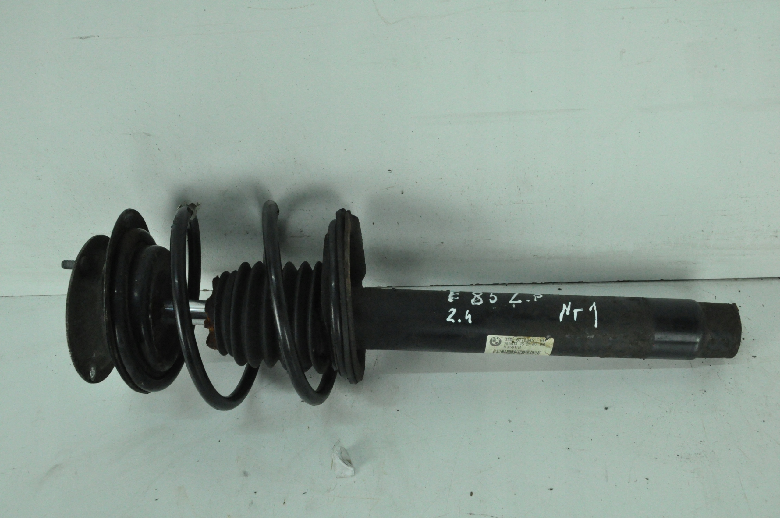 BMW E85 АМОРТИЗАТОР ЛЕВЫЙ ПЕРЕД 6770345