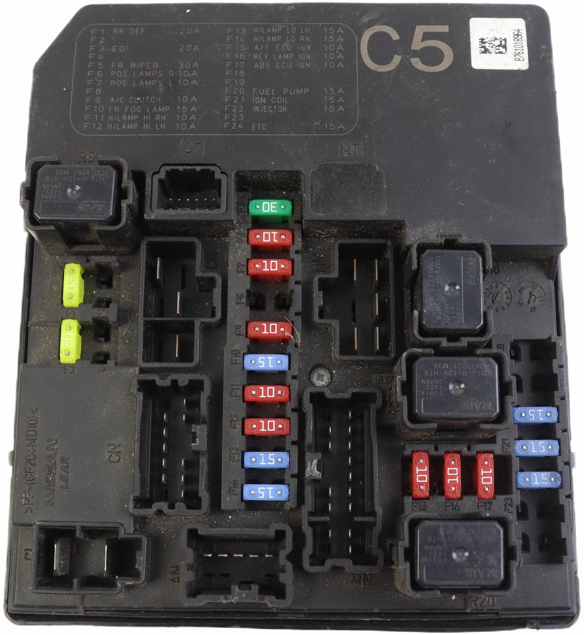 NISSAN JUKE F15 module fuse box 284B7-1KA0D