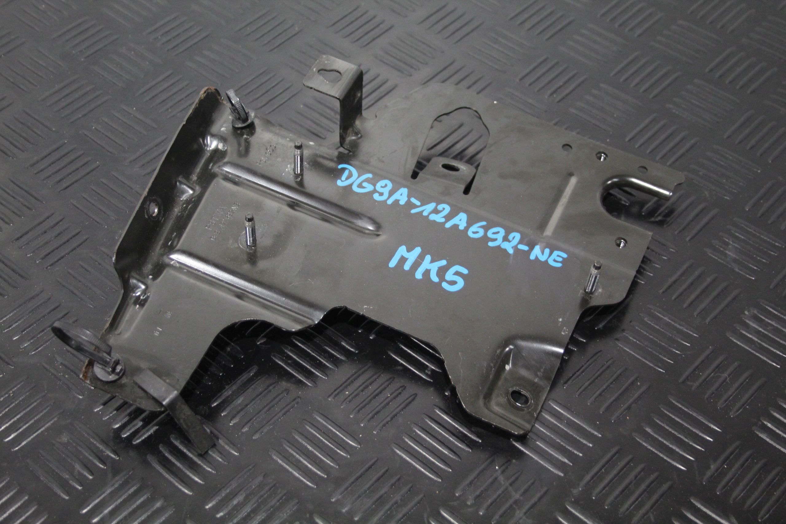 bracket holder MODULU FORD MONDEO MK5 DG9A-12A692-NE