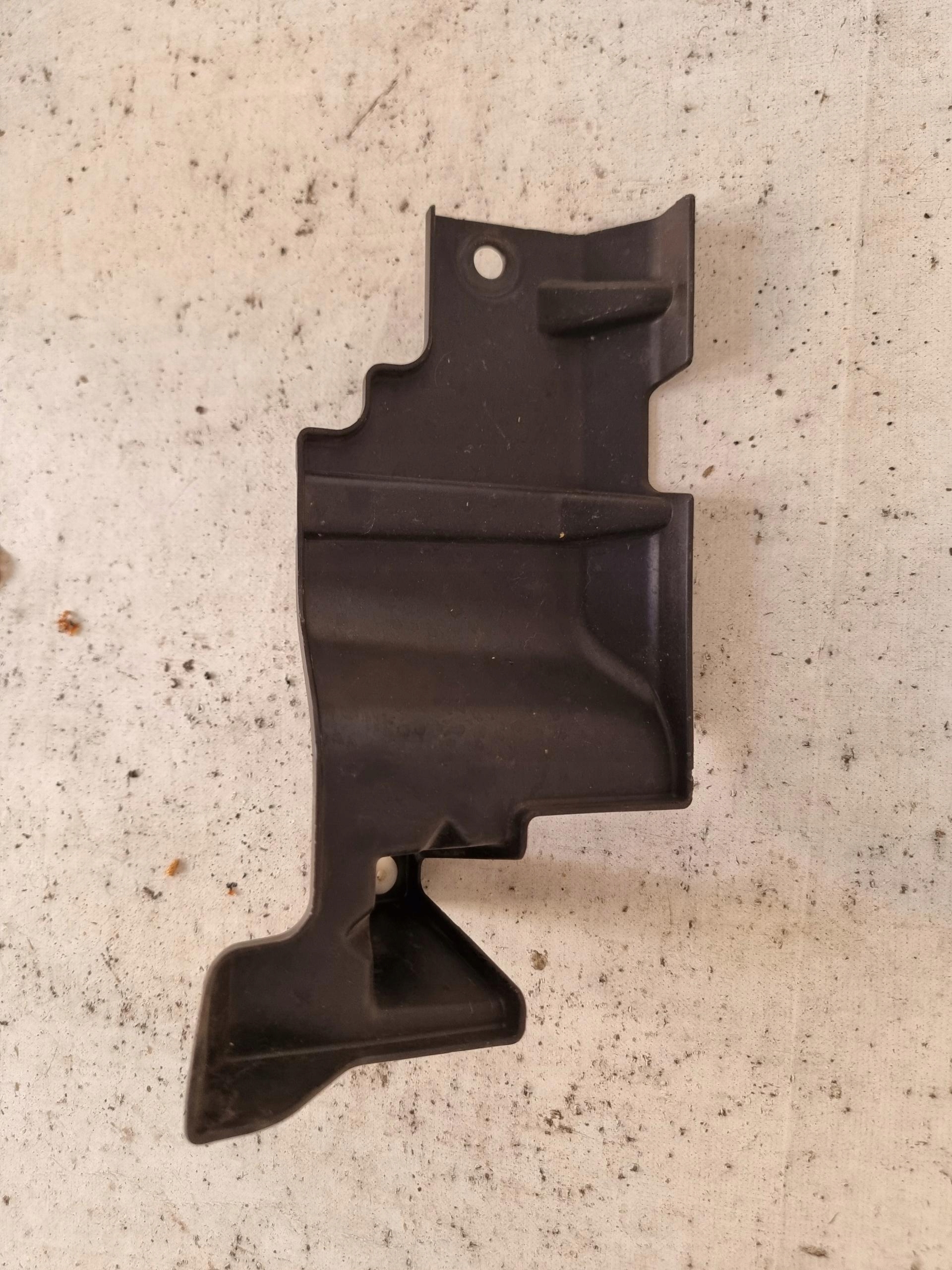 MITSUBISHI OUTLANDER III 12-> steering wheel, intake air left front 6400D922