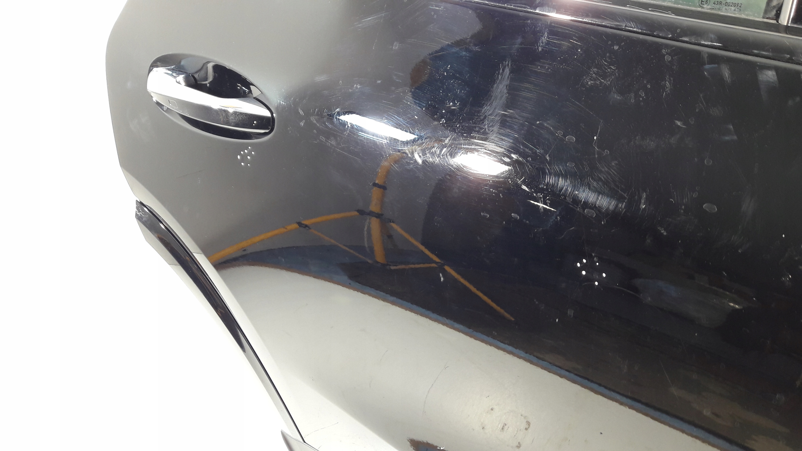 door MERCEDES GLA H247 right rear. (T295)