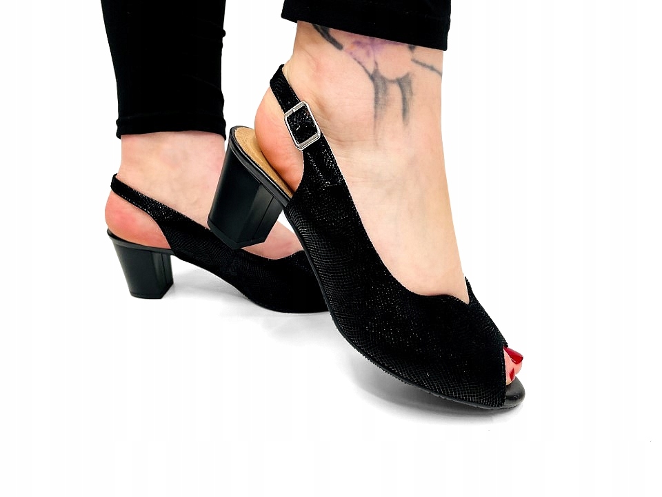 

Czarne Skórzane Sandały Na Haluksy Na Słupku 37