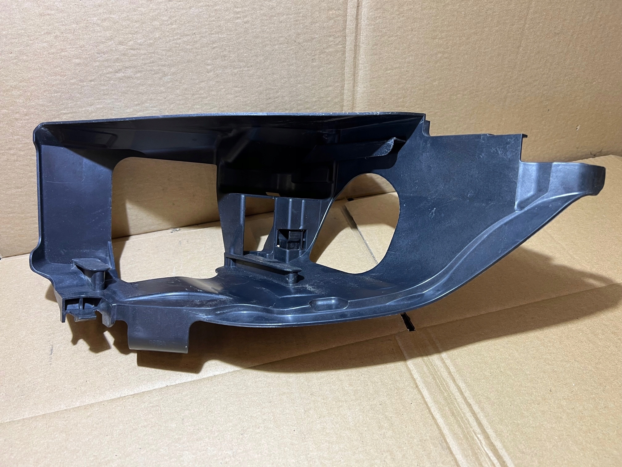 AUDI Q7 4L holder guard KIESZEN bracket lights left front left front