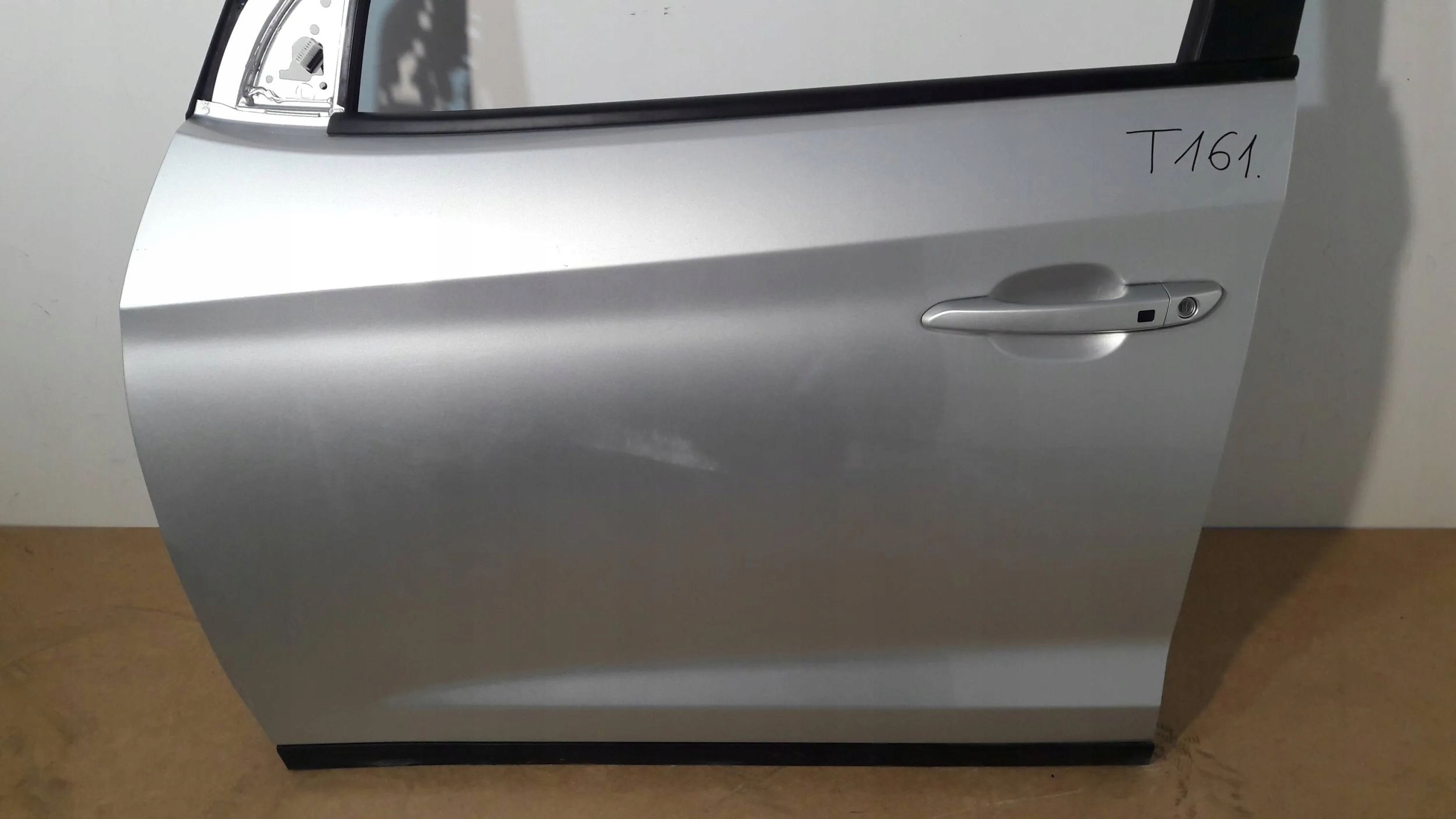 Hyundai Tucson TL dveře přední