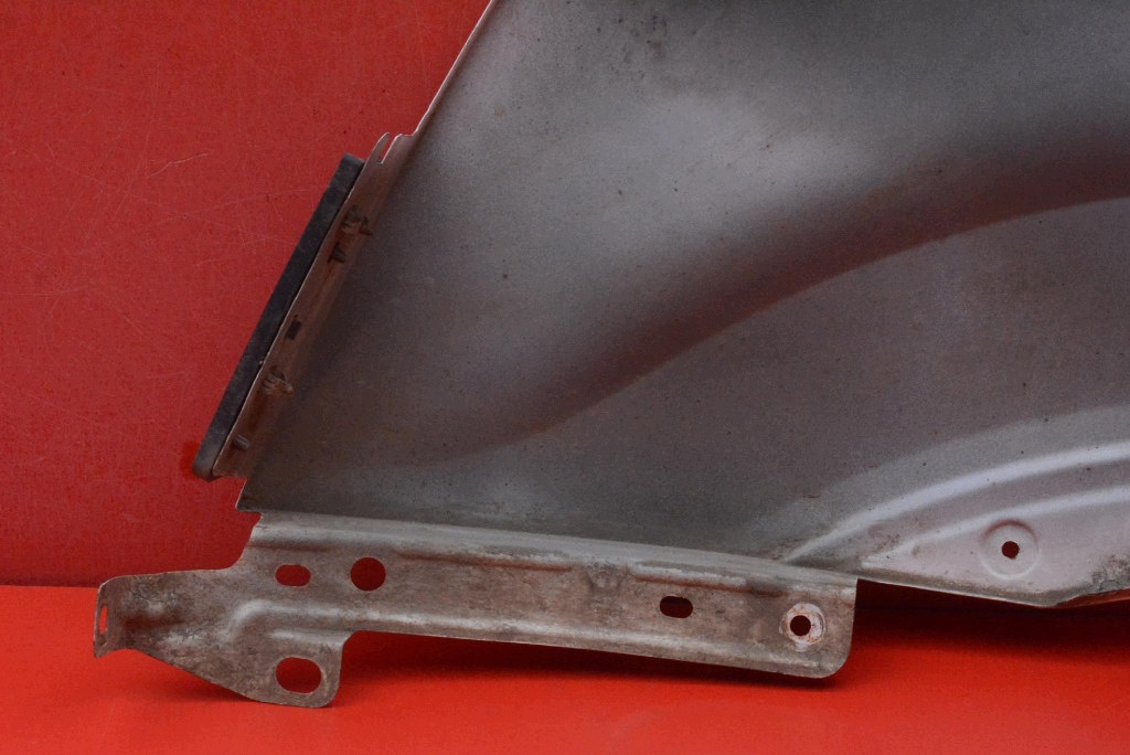 fender right front front white ZOLTA FOLIA FORD TRANSIT MK8 14-19