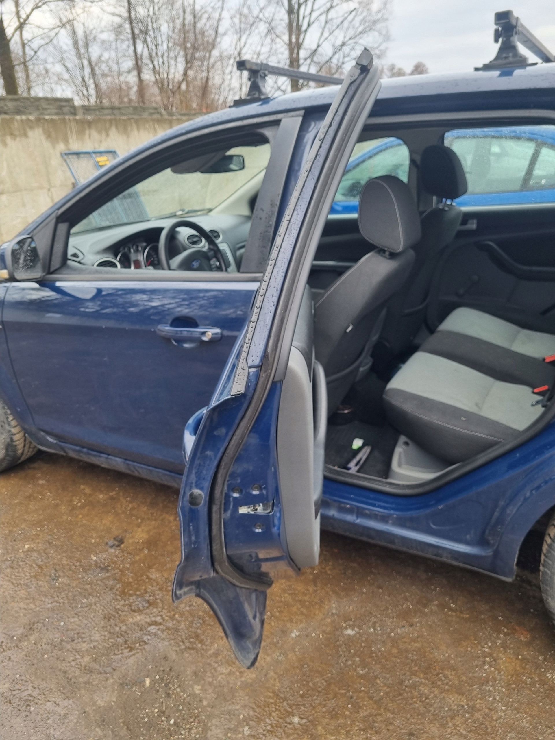 FORD Focus MK2 04-11 рестайлинг 2010 r. R8 дверь левая задняя LT *
