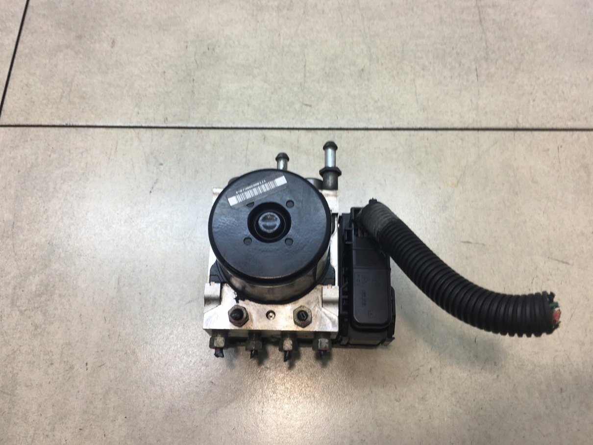 pump ABS VOYAGER IV 2.8 CRD P04721522AA