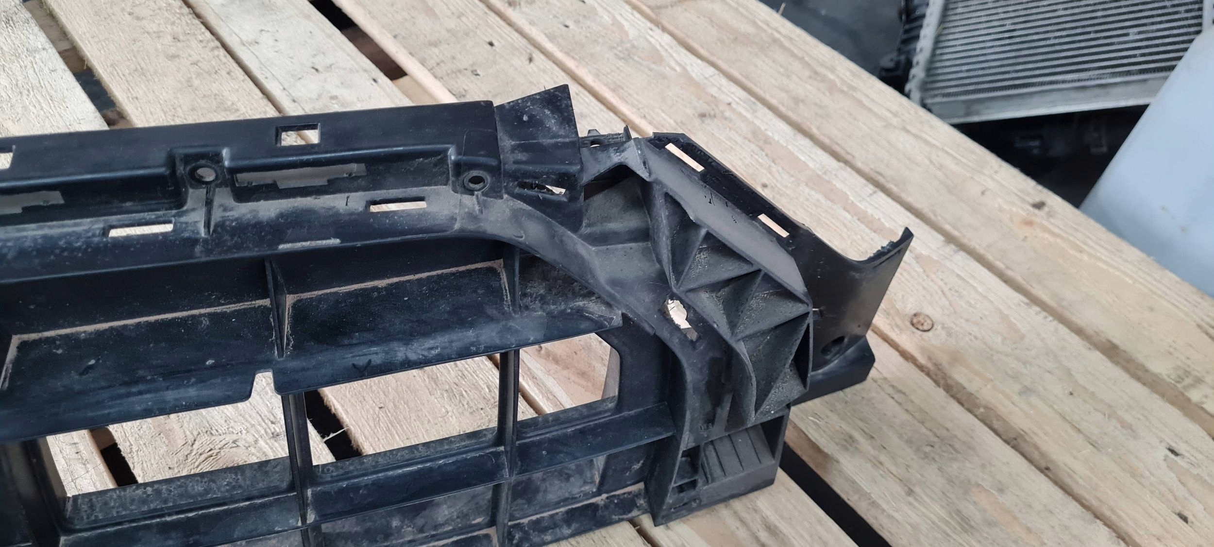 S6 C7 4G LIFT support holder frame GRILLA bumper front 4G0807233F