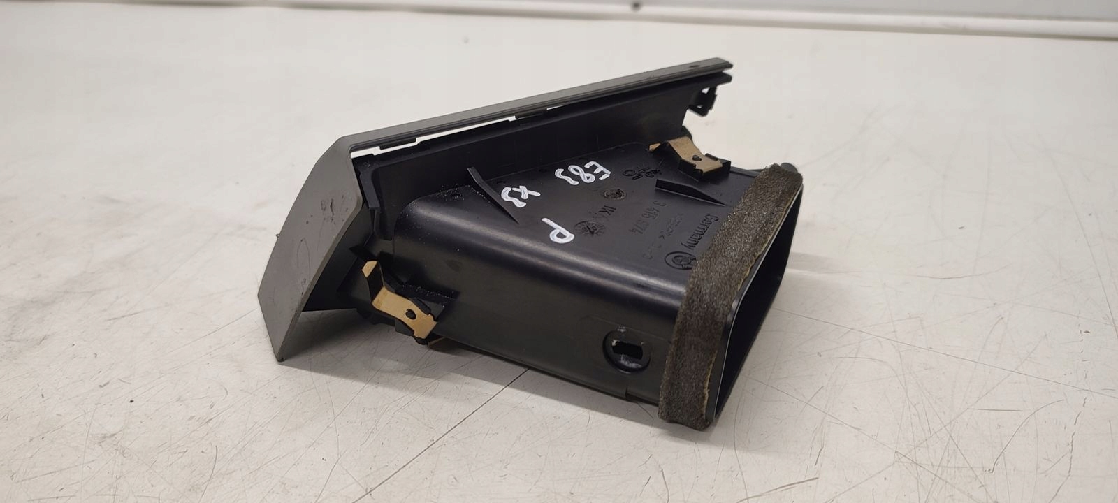 Kratki des lüfters komplet BMW E83 X3 LIFT 2,0D