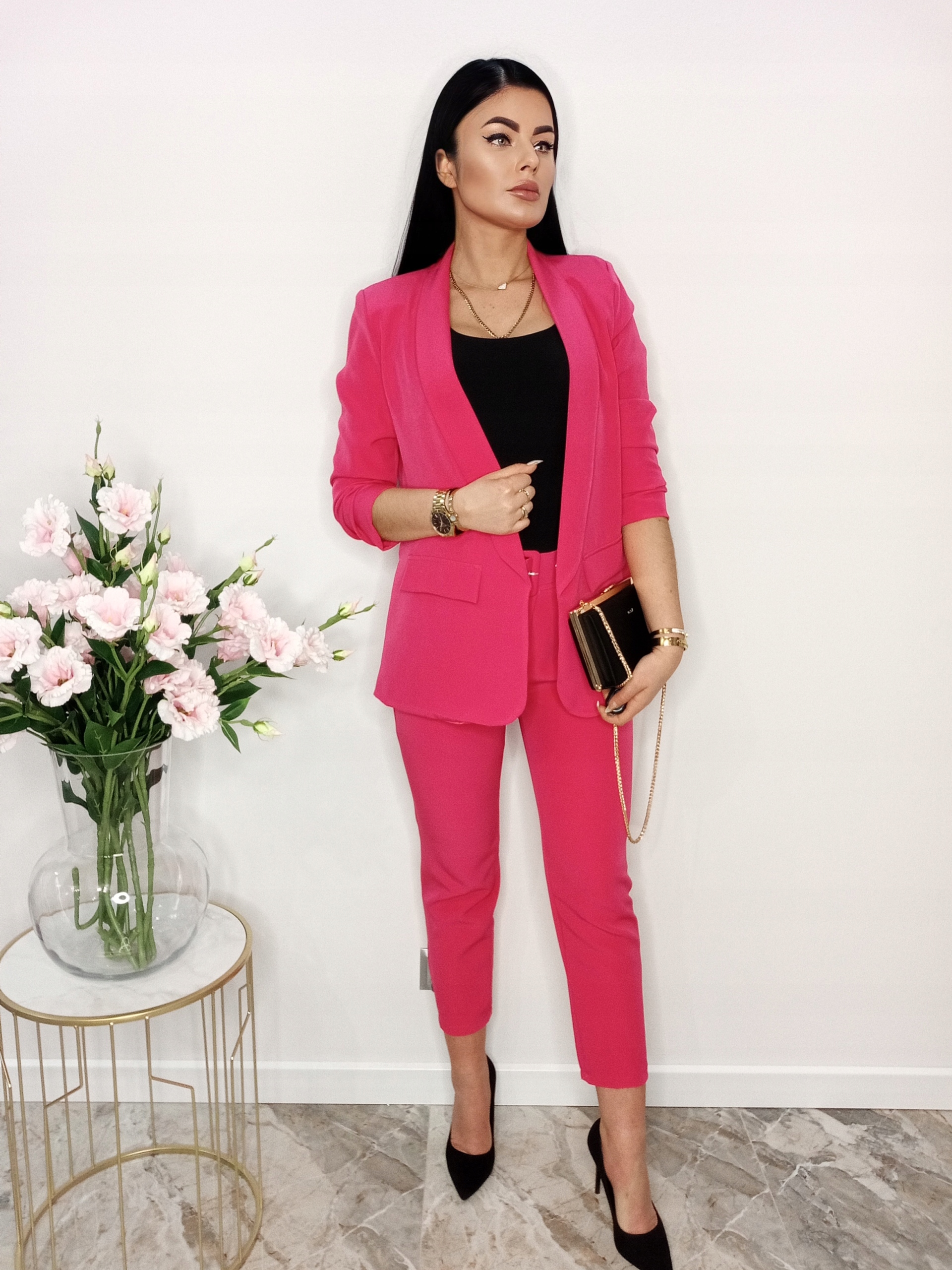 GARNITUR DAMSKI KOMPLET MARYNARKA SPODNIE KOLOR RÓŻOWY Rozmiar S