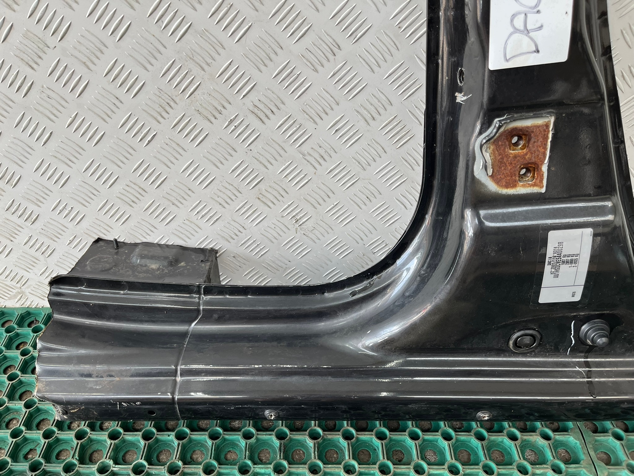 DACIA LODGY 12-21 threshold ZE SLUPKIEM right pillar BOK OE