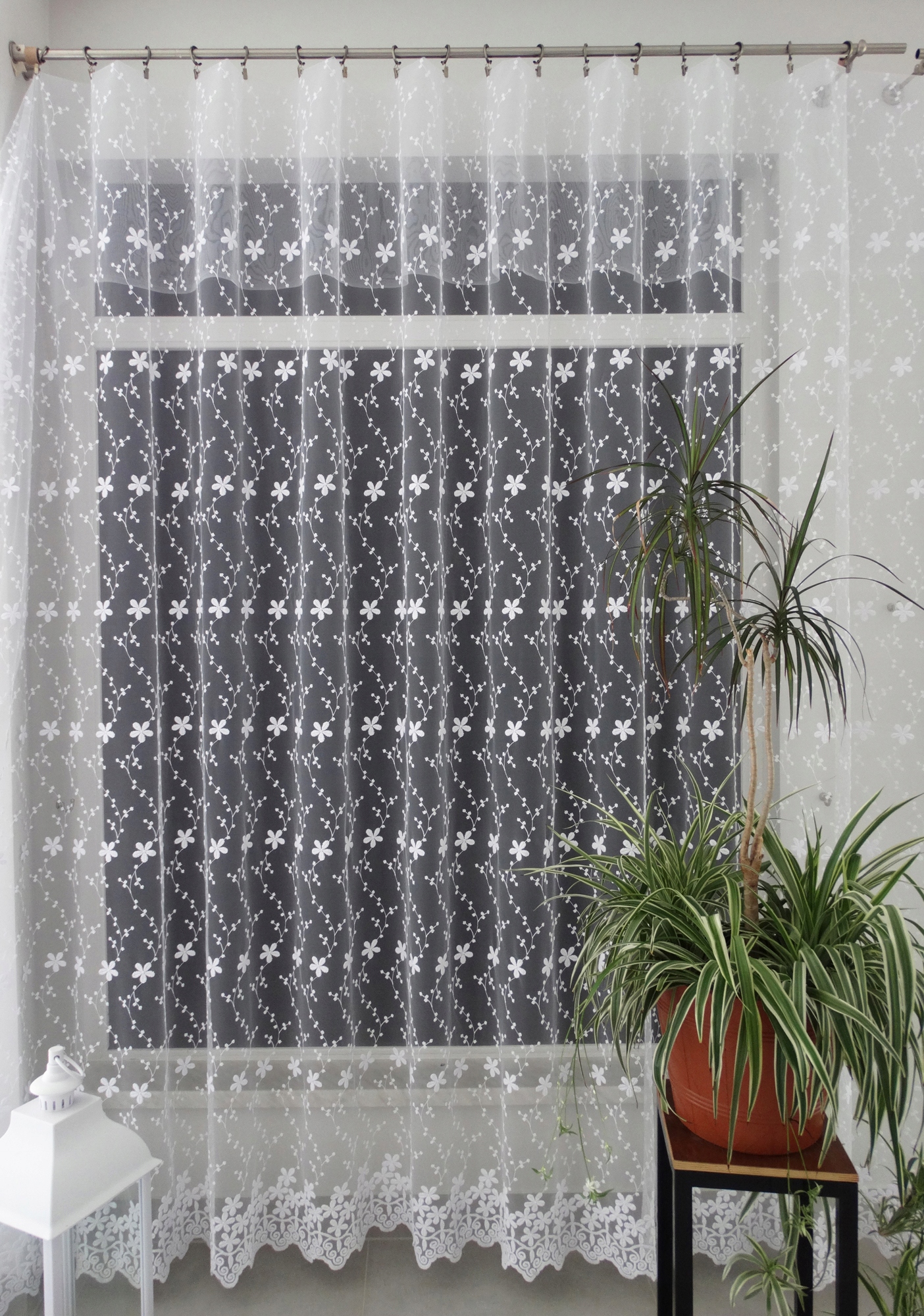 Mg Záclona 40912 vyšívací síť Bílá 300x250 s páskou