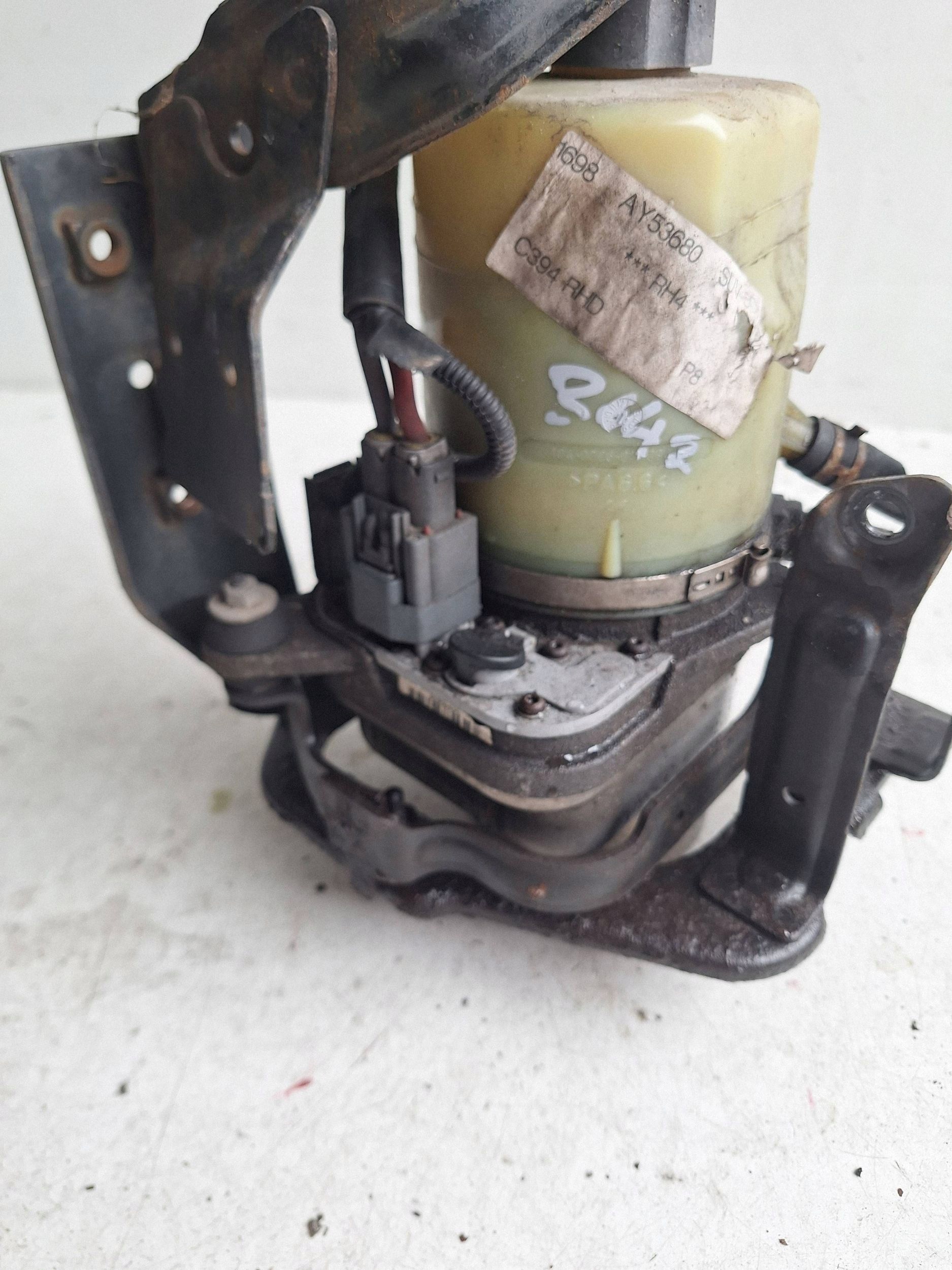 FORD Servopumpe 4M513K514AD
