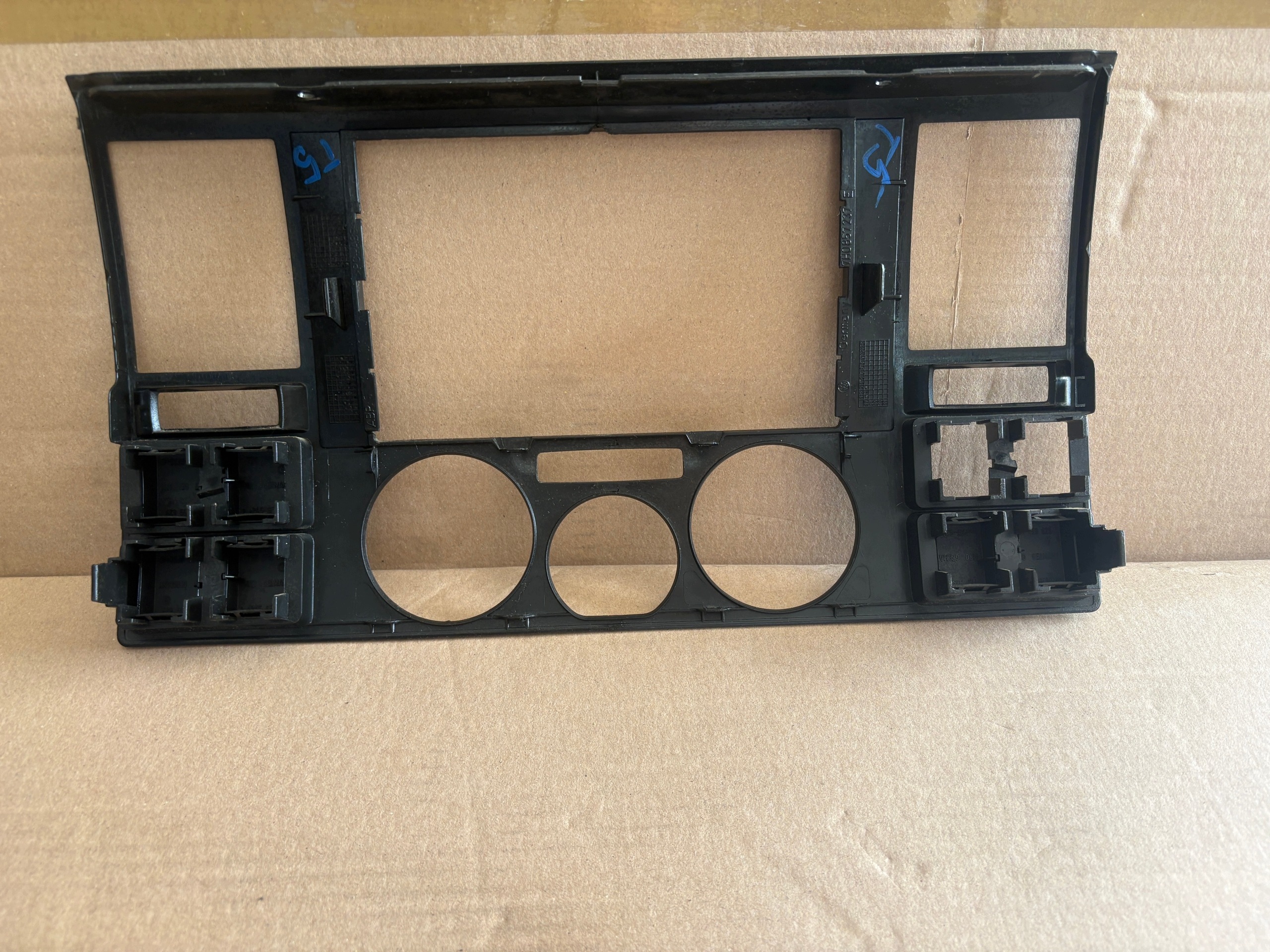 VW T5 frame central cover DEKOR RADIA 7H0857237E