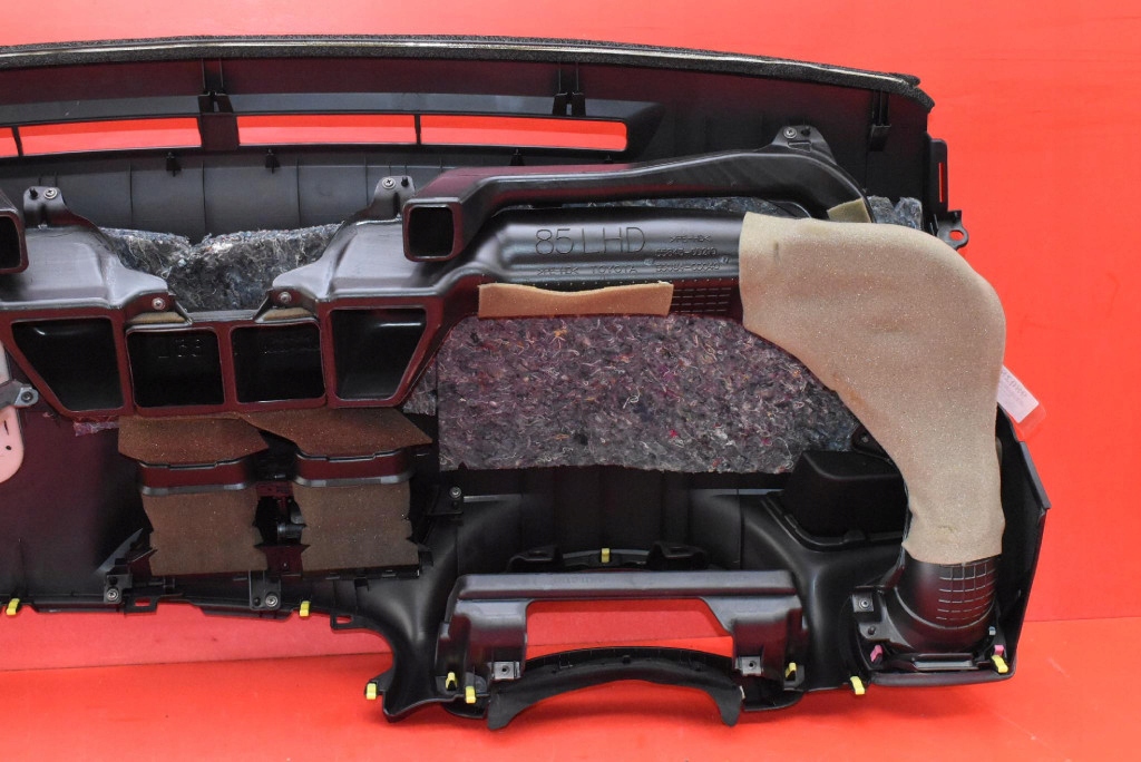 dashboard instrument panel console cockpit airbag EU TOYOTA YARIS 3 III 10-14