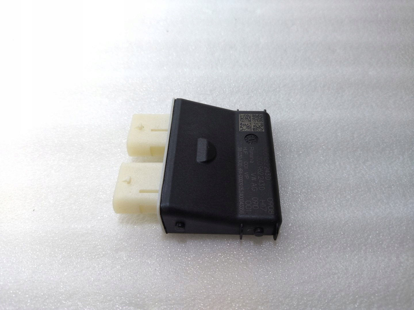 3G0962243D MODUŁ KLAPY BAGAŻNIKA VW SKODA SEAT AUDI Numer katalogowy oryginału 3G0962243D