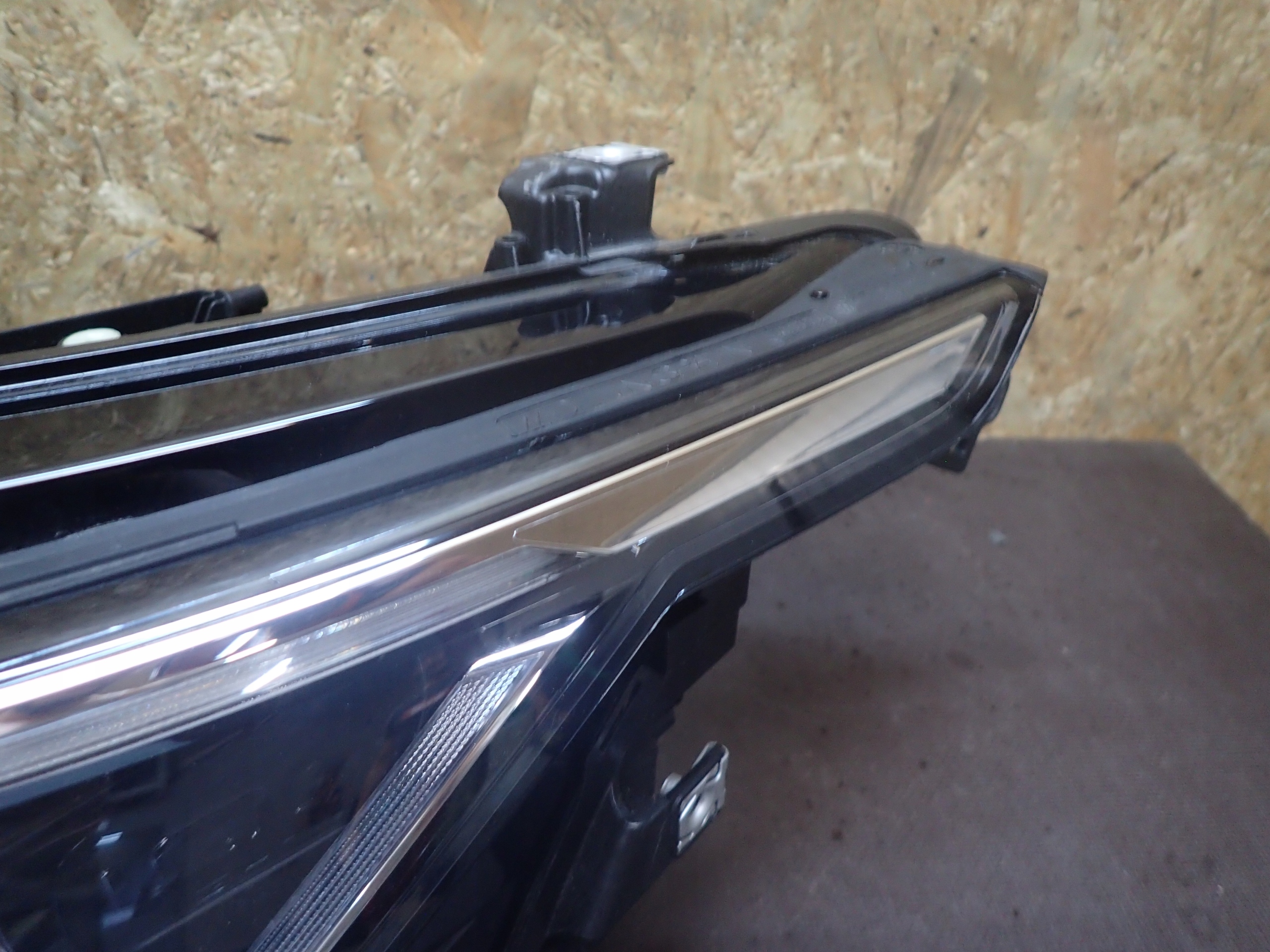 LIGHT FRONT LEFT VW GOLF VIII 8 FULL LED