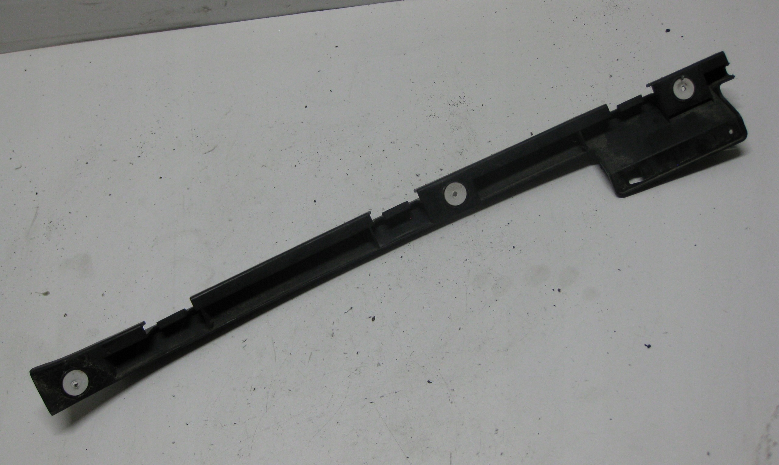 OPEL INSIGNIA A console holder bumper bracket right rear part 13239124