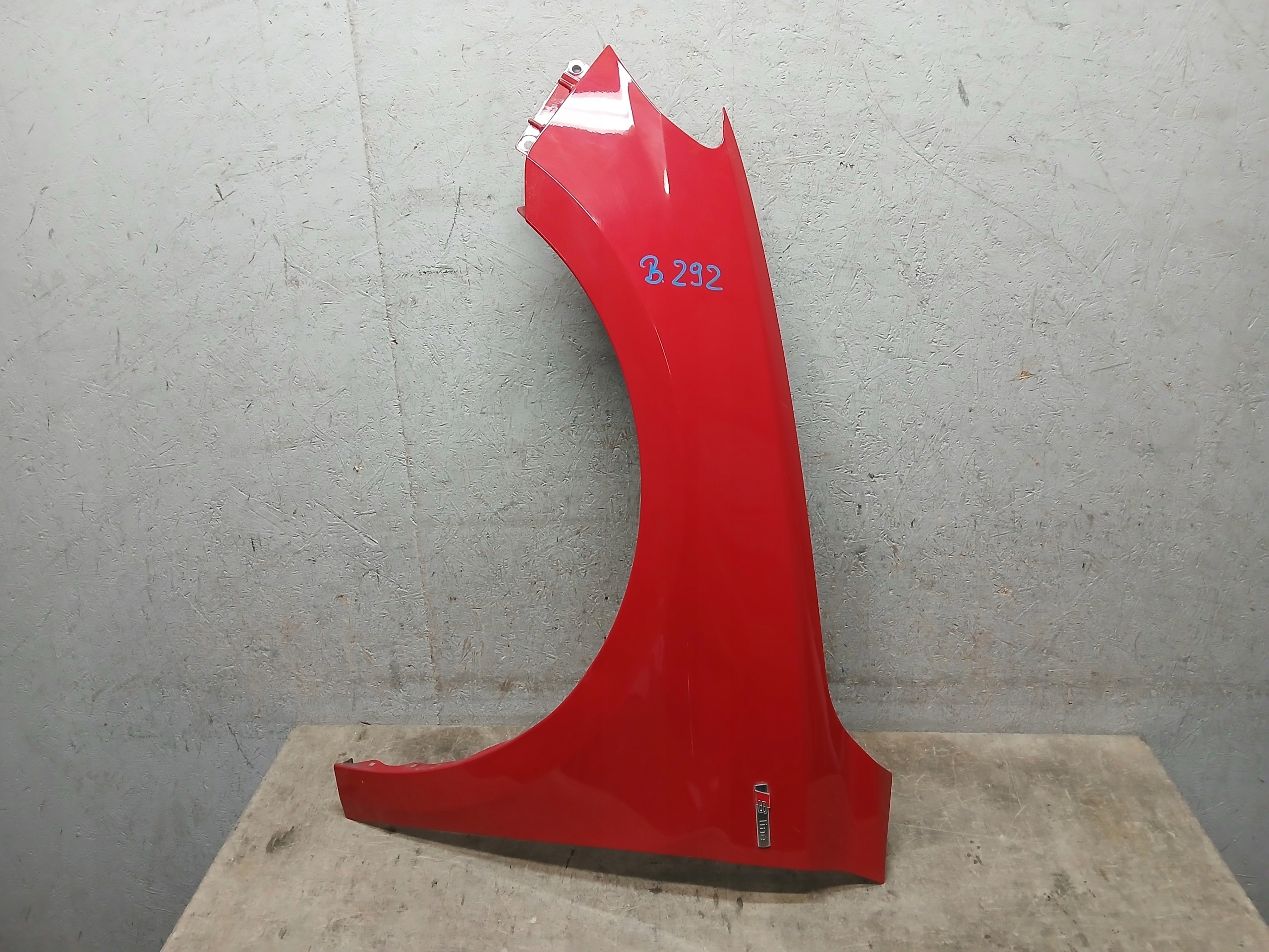 fender front left AUDI A1 82A