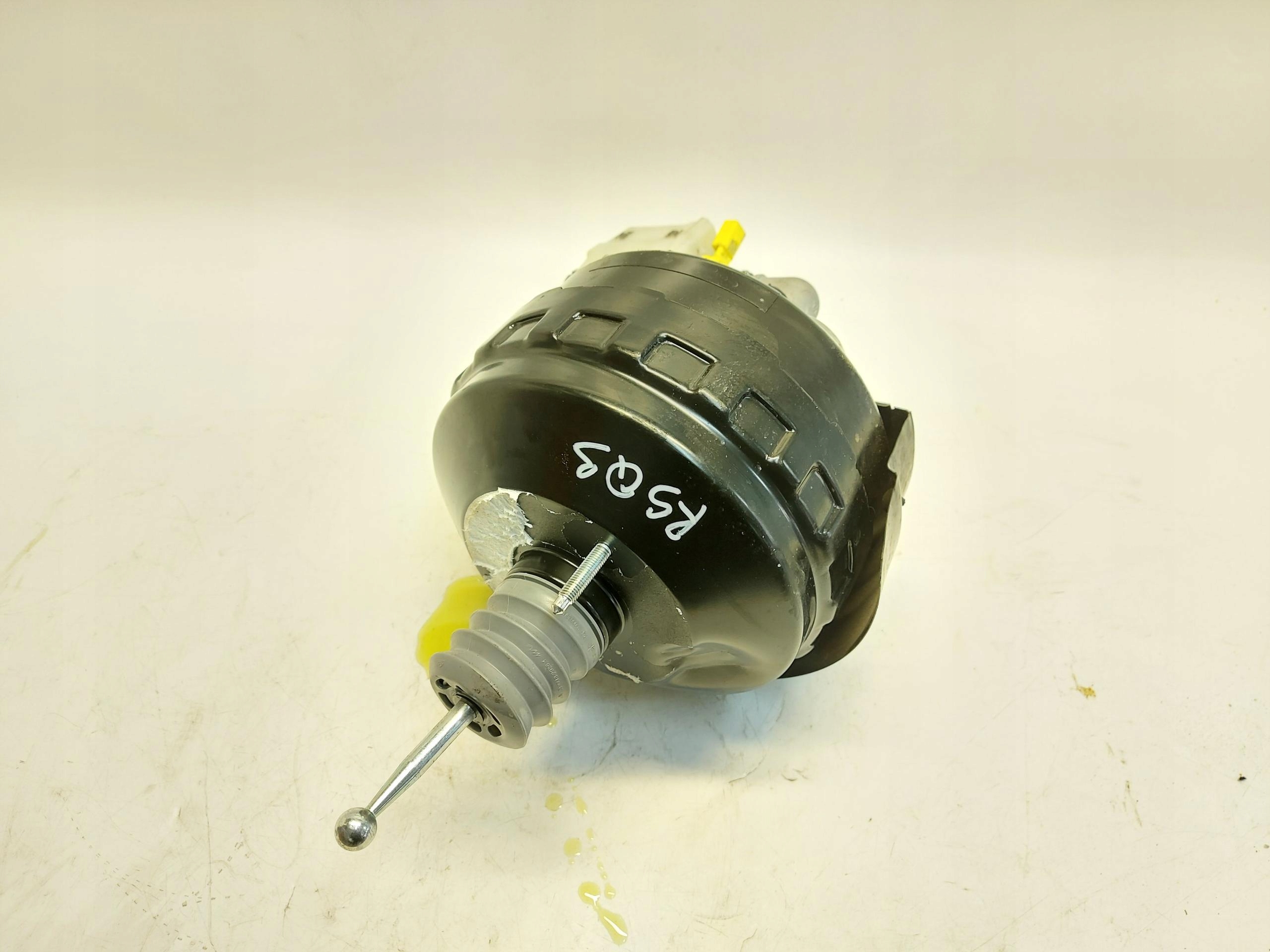 Audi RSQ3 Q3 83A 2022r servo kočnice pumpa 83C614105C